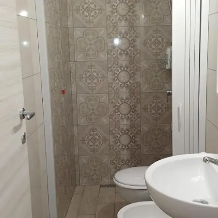 Πανσιόν La Primavera 3*